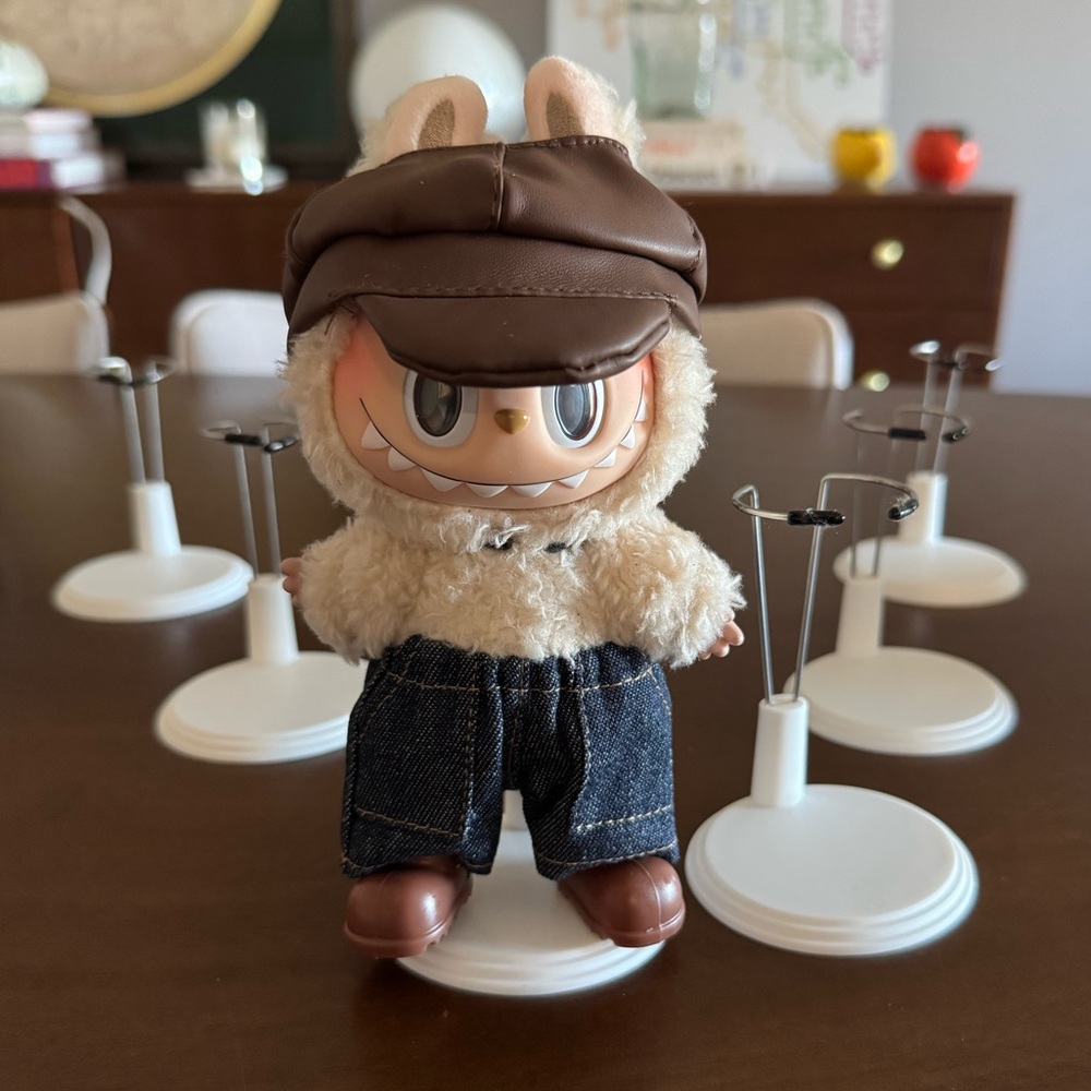 Labubu Doll Display Stand – 6 Pack